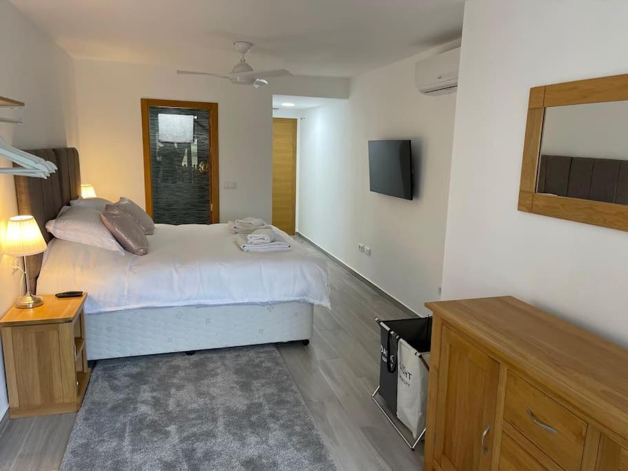 Mar Menor Golf Resort, Luxury Sleeps 6, Lake Views Murcia Esterno foto