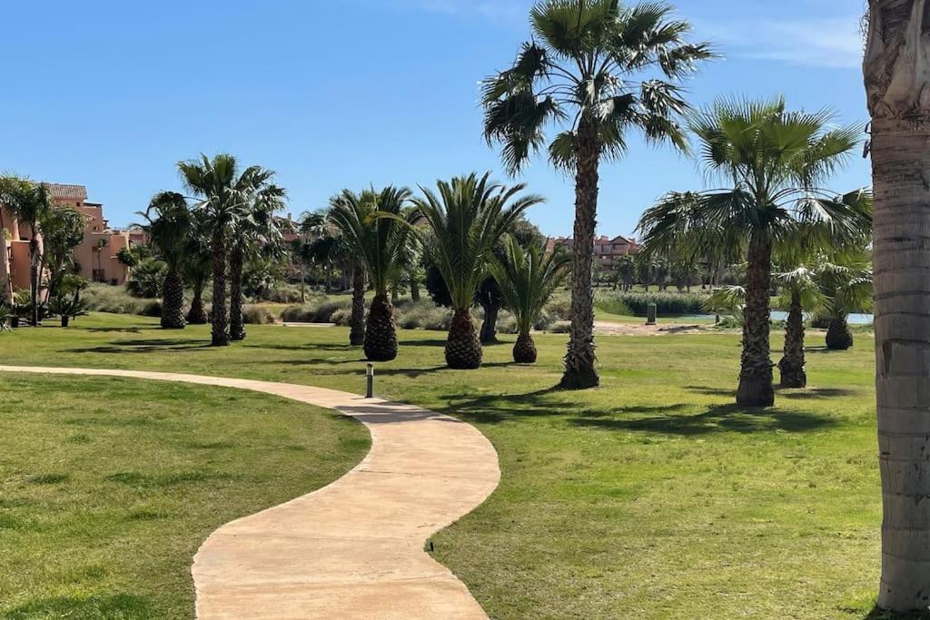 Mar Menor Golf Resort, Luxury Sleeps 6, Lake Views Murcia Esterno foto